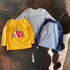 Cat&Jack Boys 5T long sleeve